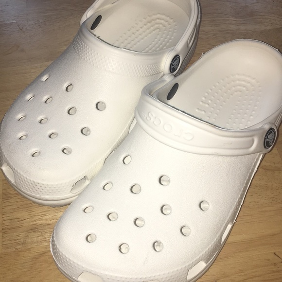 white crocs dirty